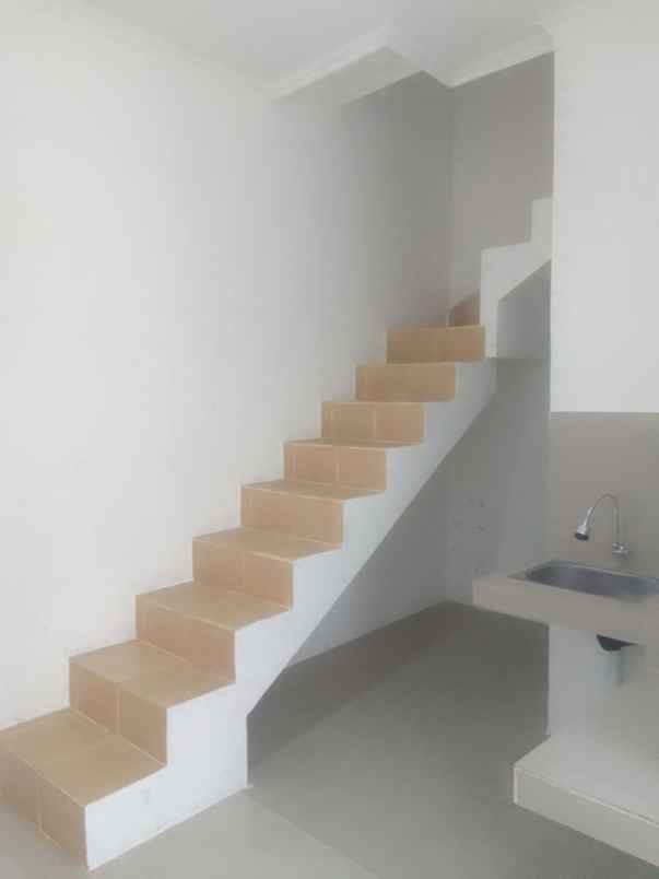 dijual rumah permata cimahi