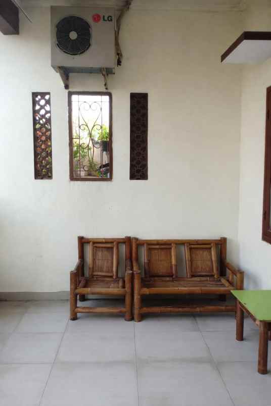 dijual rumah permata griya satria