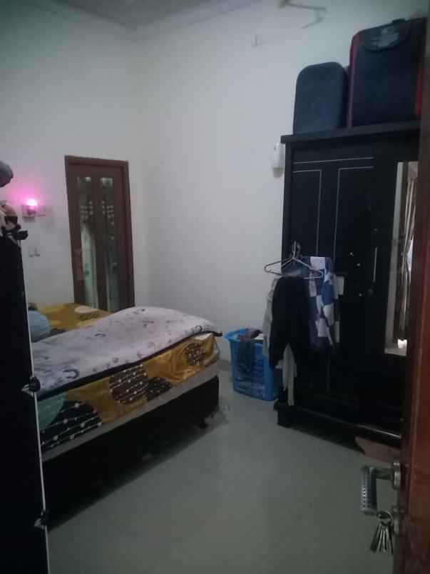 dijual rumah permata griya satria