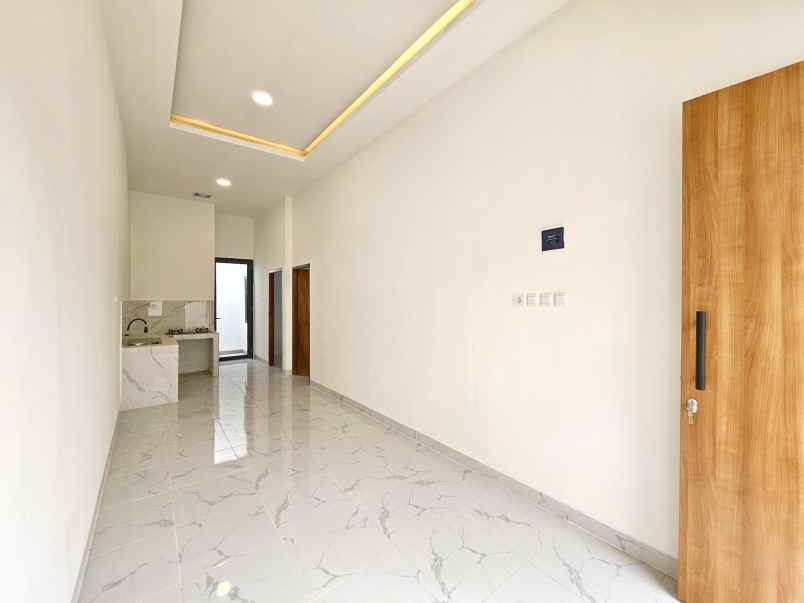 dijual rumah permata hijau permai kota