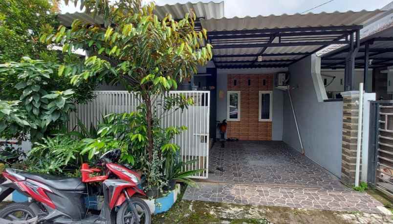 dijual rumah permata tropodo regency