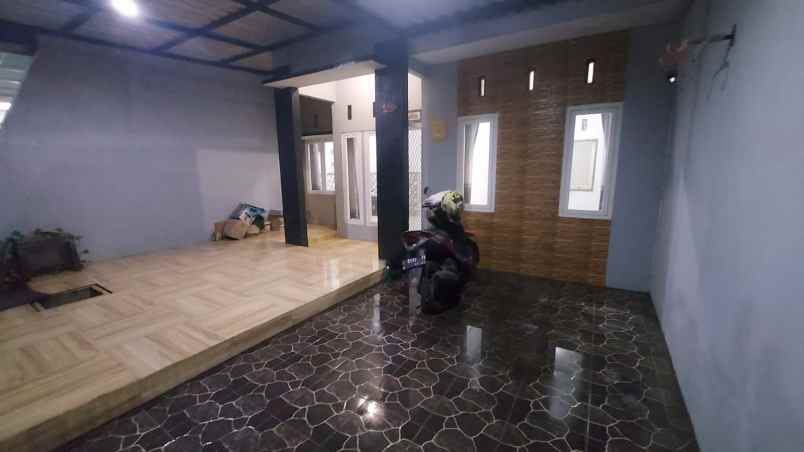 dijual rumah permata tropodo regency