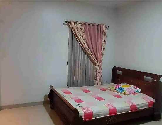 dijual rumah perum dukuh zamrud mustika