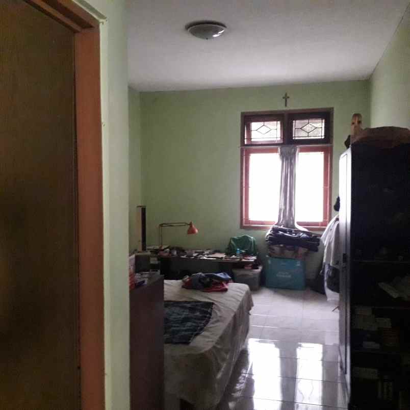 dijual rumah perum pondok jagung blok