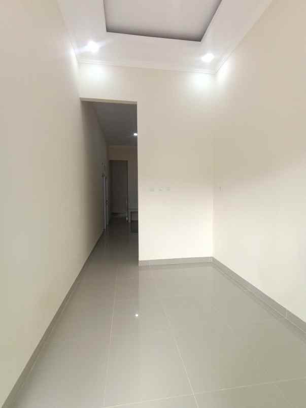 dijual rumah perum wisma seroja