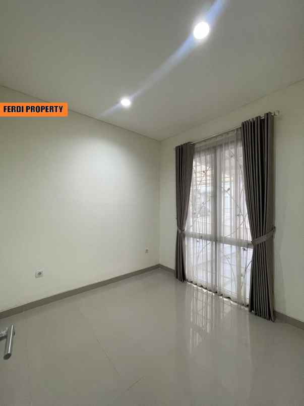 dijual rumah perumahan cbd citra gran