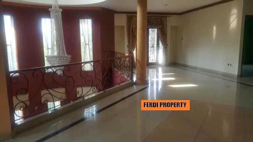 dijual rumah perumahan citra gran cibubur