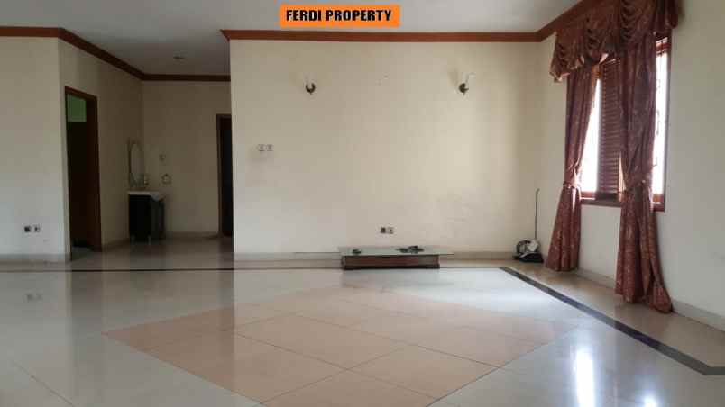 dijual rumah perumahan citra gran cibubur