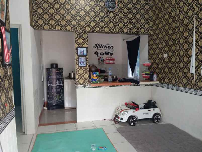 dijual rumah perumahan graha indah