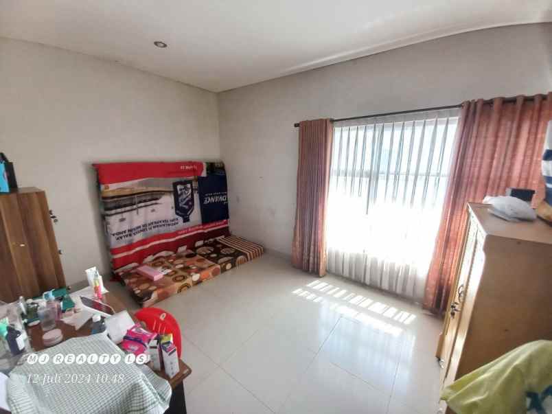dijual rumah perumahan pelangi antapani