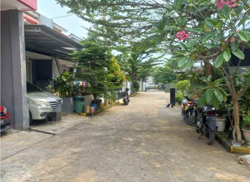 dijual rumah perumahan permata