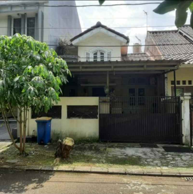 dijual rumah perumahan raflles hills