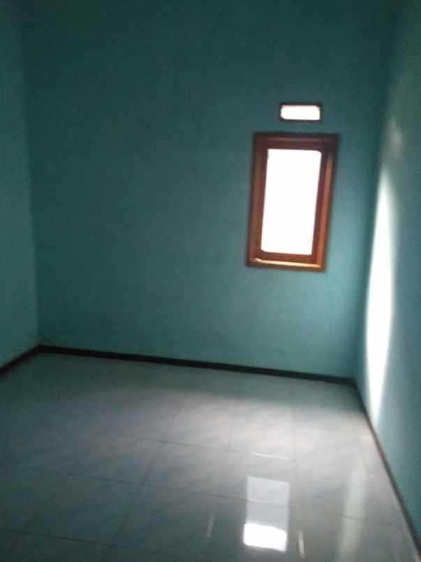 dijual rumah pesanggrahan