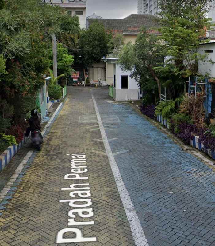 dijual rumah prada permai