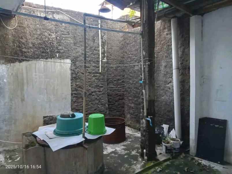 dijual rumah prenggan
