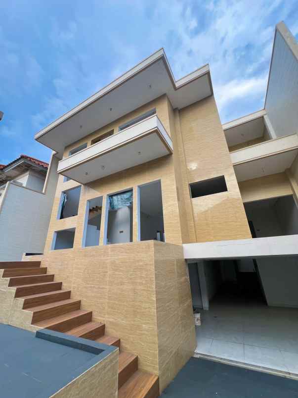 dijual rumah puri widya kencana citraland
