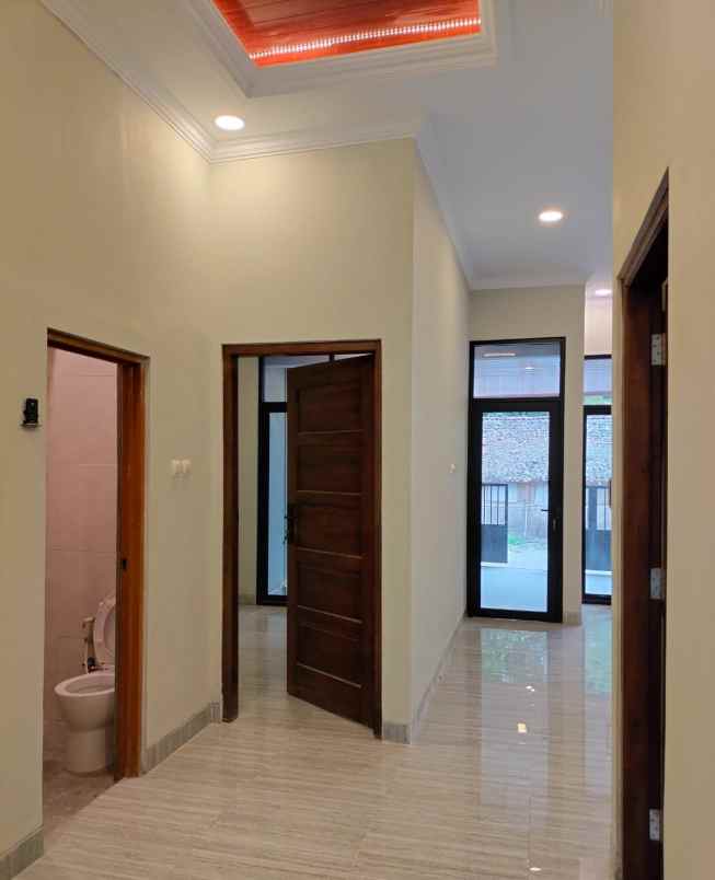 dijual rumah purwomartani