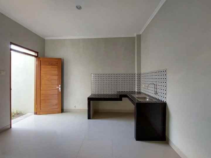 dijual rumah purwomartani sleman