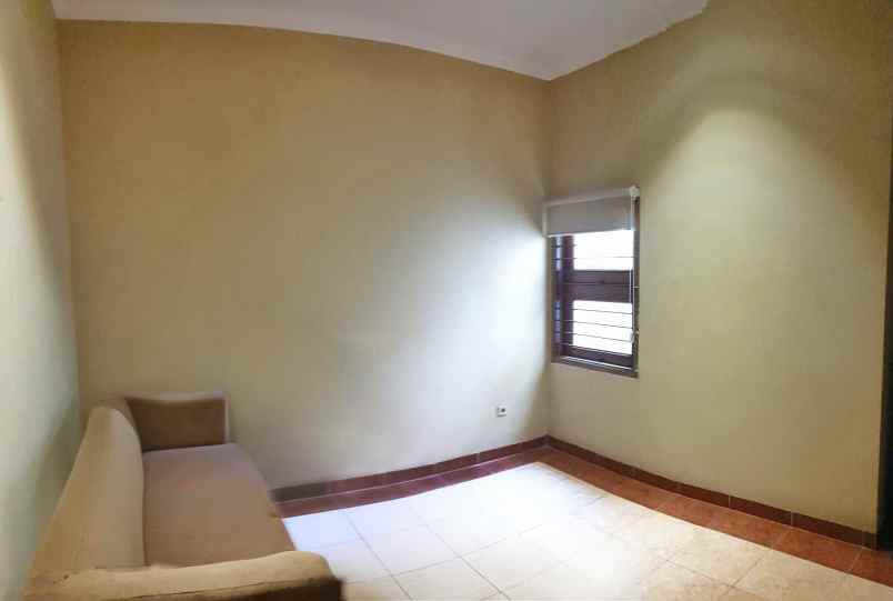 dijual rumah raffless hills cibubur