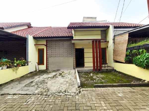 dijual rumah rangkapan jaya pancoran