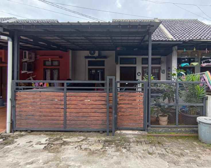 dijual rumah ratu jaya