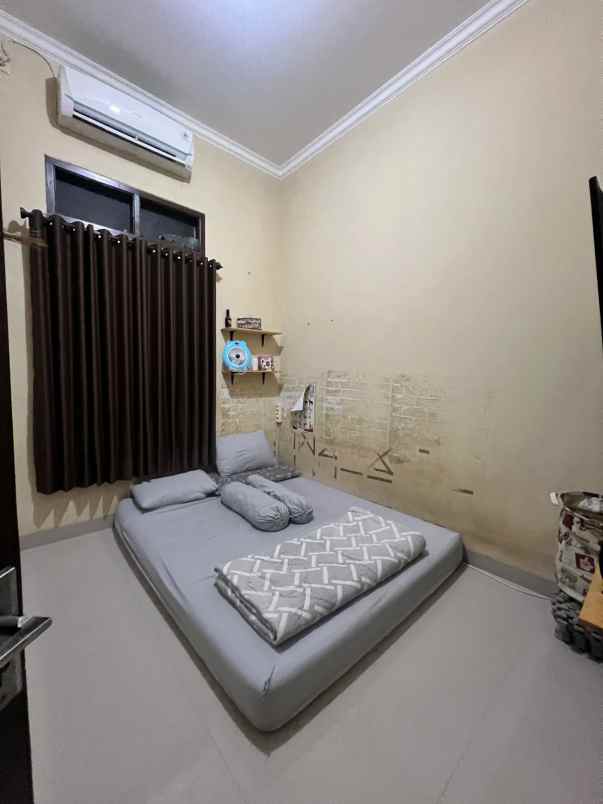 dijual rumah ratu jaya