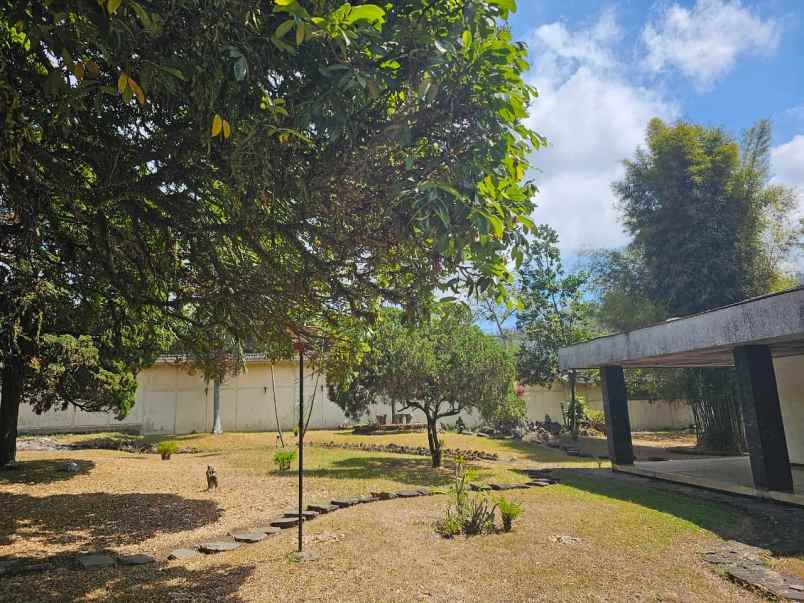 dijual rumah raya panglima sudirman