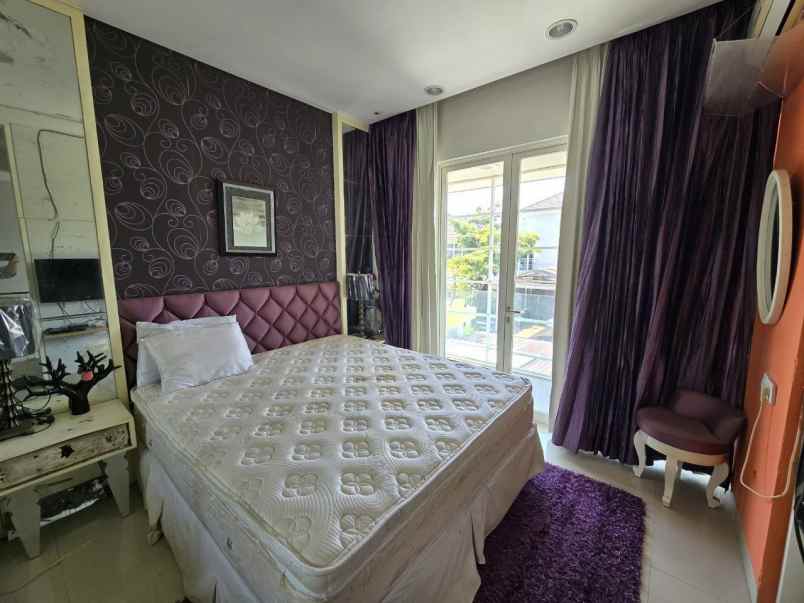 dijual rumah rumah malibu beach palm