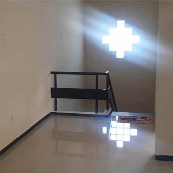 dijual rumah rungkut asri