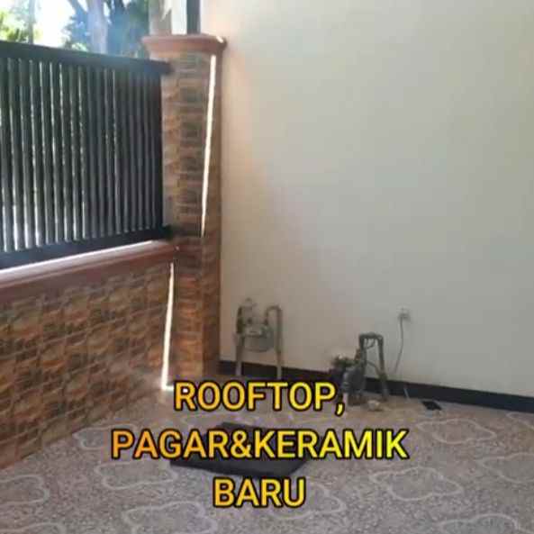 dijual rumah rungkut asri