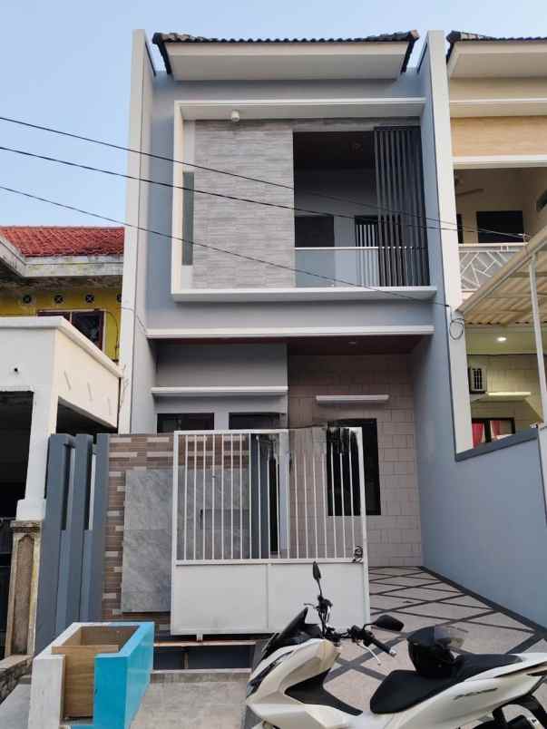 dijual rumah rungkut asri surabaya