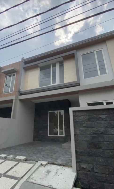 dijual rumah rungkut harapan