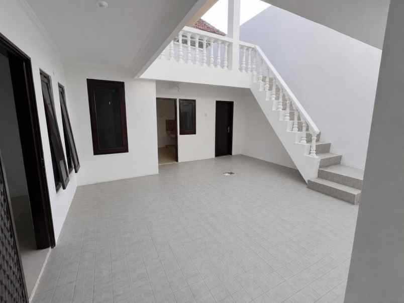 dijual rumah rungkut harapan