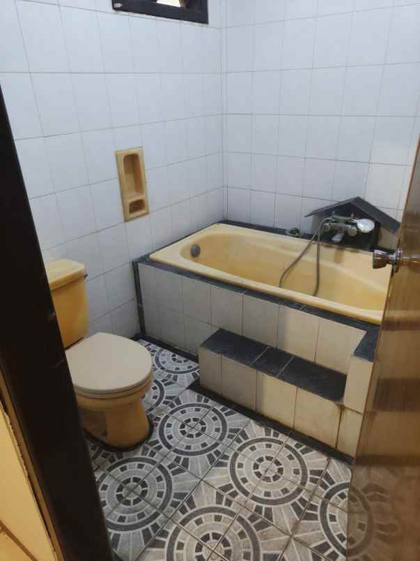 dijual rumah rungkut menanggal harapan