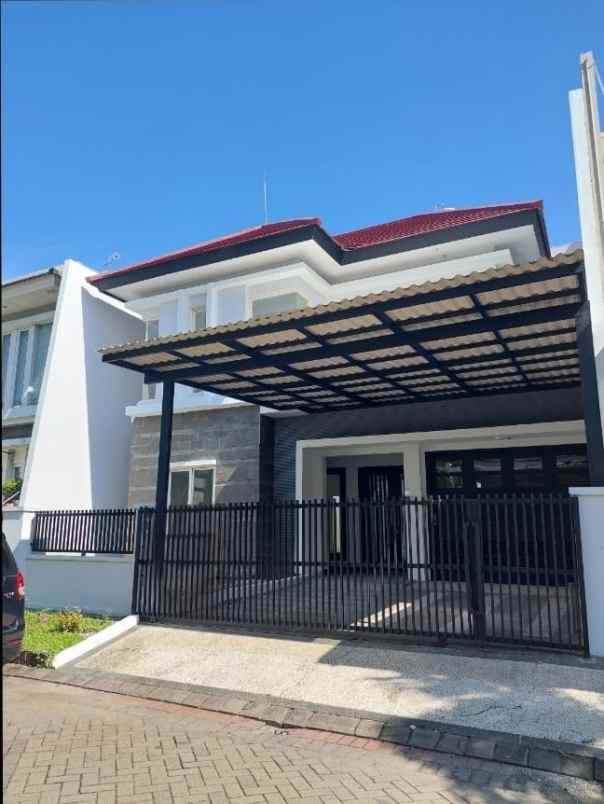 dijual rumah san diego pakuwon city