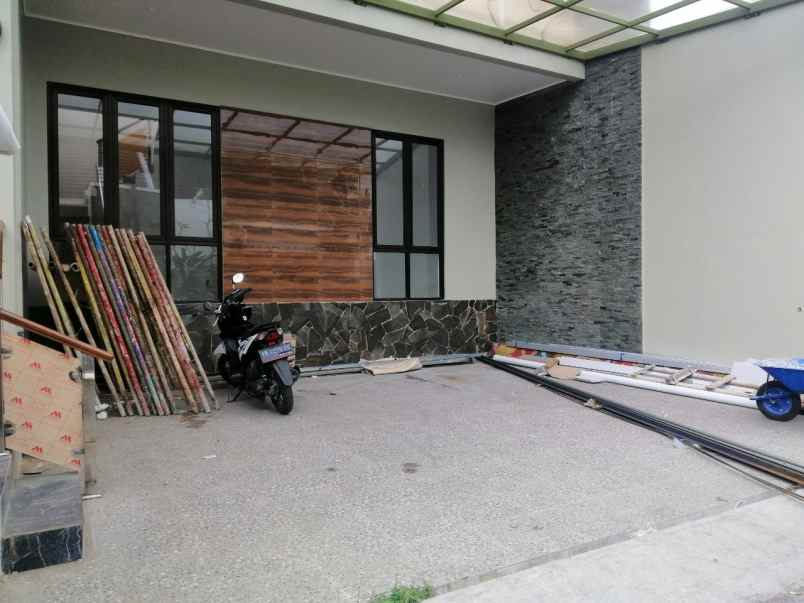 dijual rumah sardonoharjo ngaglik