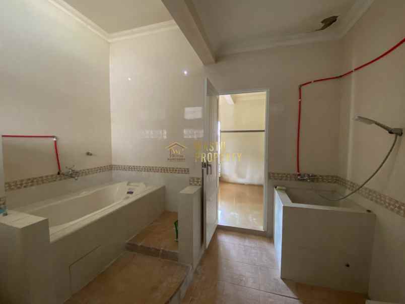 dijual rumah sariharjo kec ngaglik kab