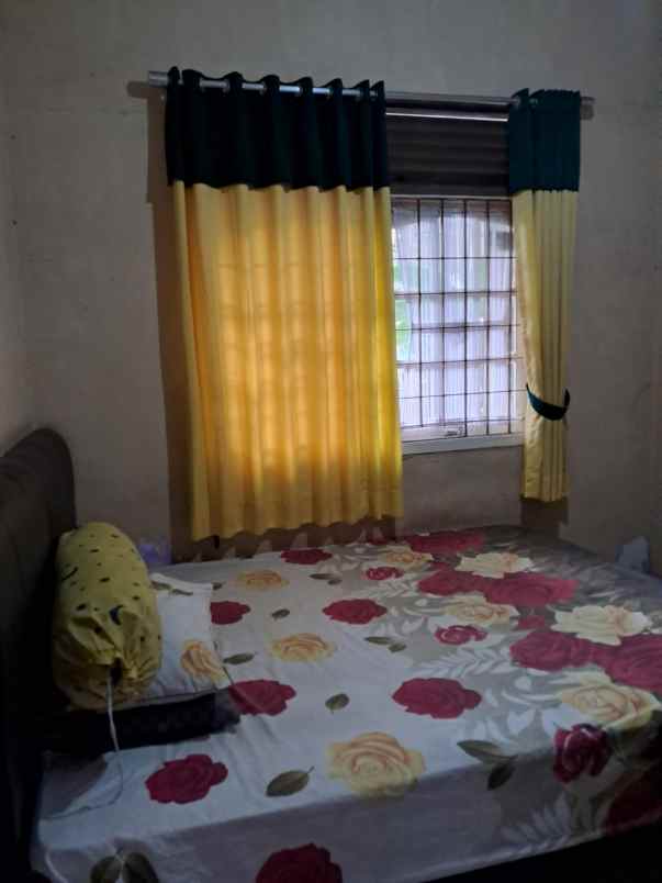 dijual rumah saturnus margahayu raya