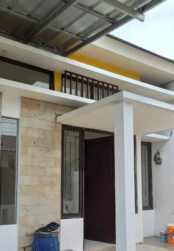 dijual rumah sawangan