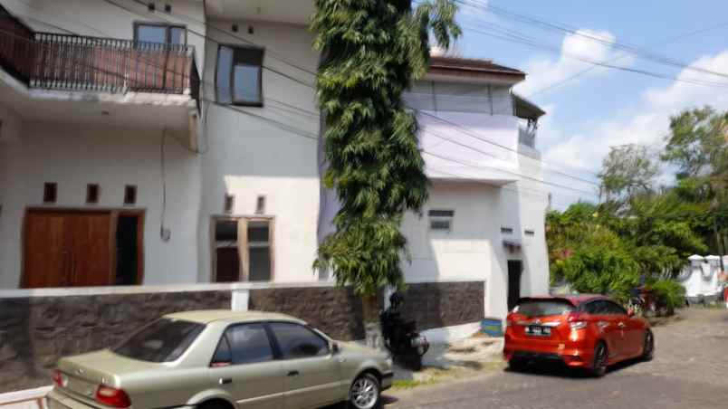 dijual rumah sawojajar