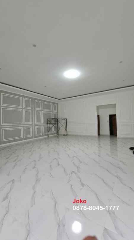 dijual rumah seberang citos