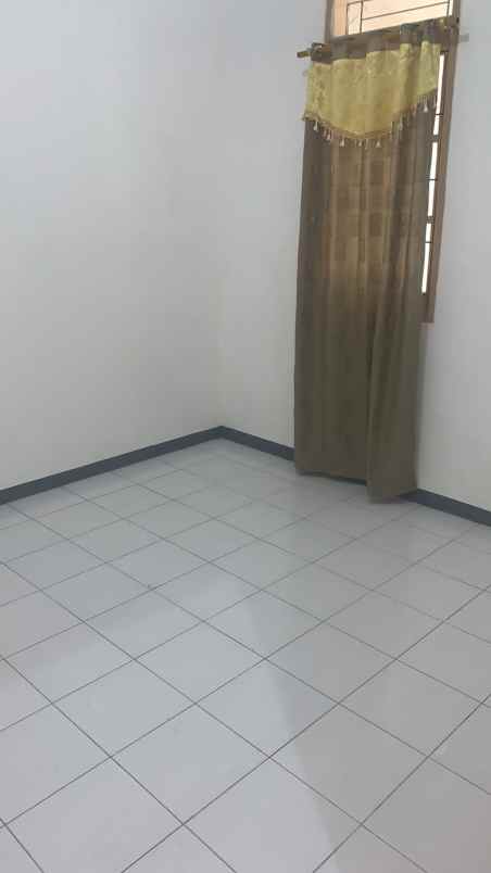 dijual rumah sentul city