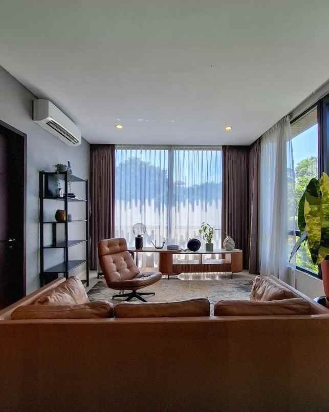 dijual rumah serenia hills lebak bulus