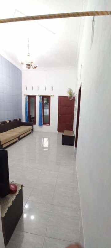 dijual rumah setro baru utara x no 8