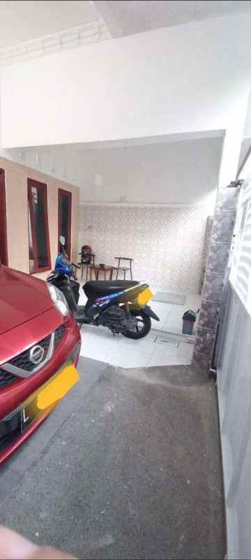 dijual rumah setro baru utara x no 8