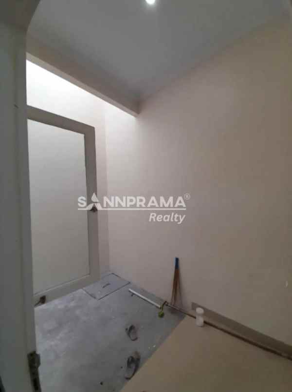 dijual rumah srengseng sawah