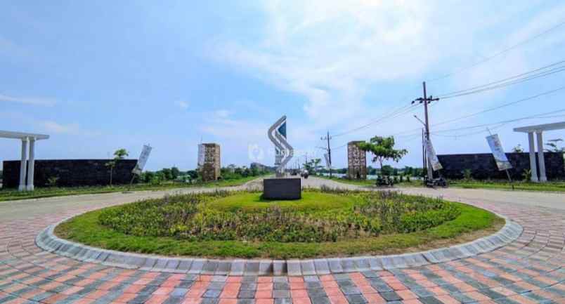 dijual rumah strategis mewah dan nyaman