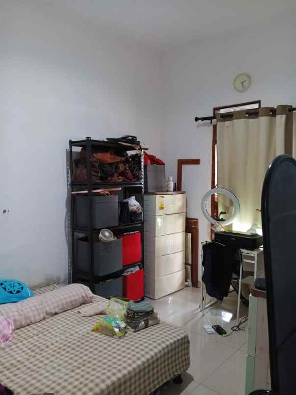 dijual rumah strategis pesona ciganitri