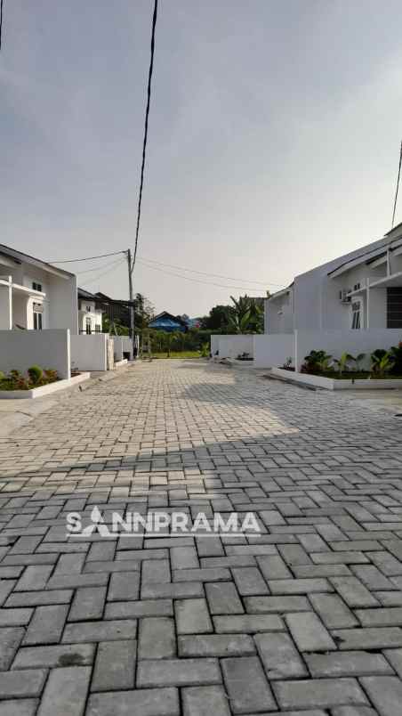 dijual rumah sukahati