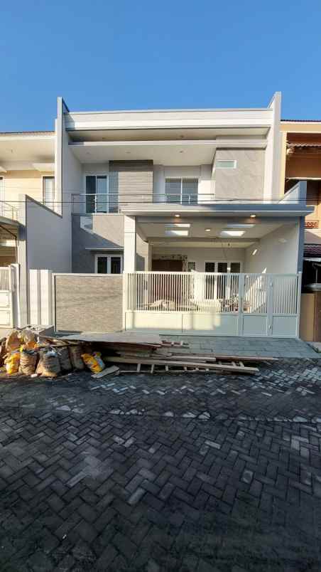 dijual rumah sutorejo selatan